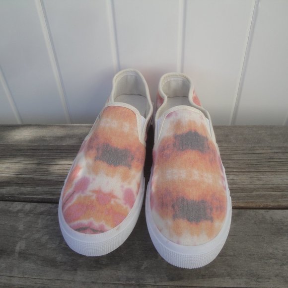 Avon Shoes - Avon Cushion Walk Tie-Dye Size 8 Peach Orange Slide-On Sneakers Boho Hippie